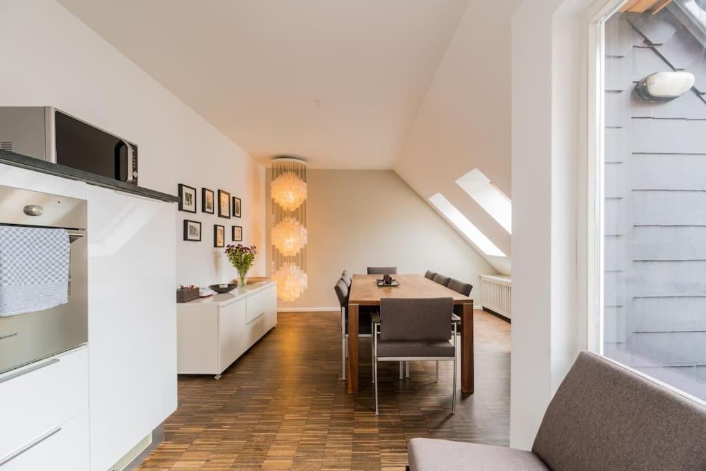 Ruhige Dachwohnung Mit Terrasse Berlin Mitte - Spacious Modern Rooftop Loft In Berlin Mitte מראה חיצוני תמונה