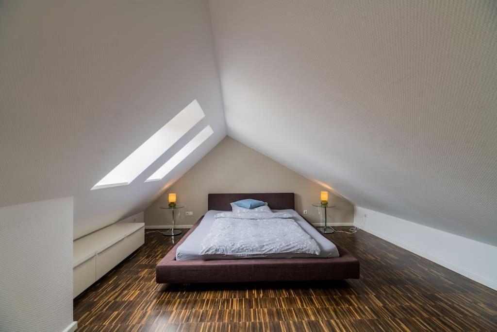 Ruhige Dachwohnung Mit Terrasse Berlin Mitte - Spacious Modern Rooftop Loft In Berlin Mitte מראה חיצוני תמונה