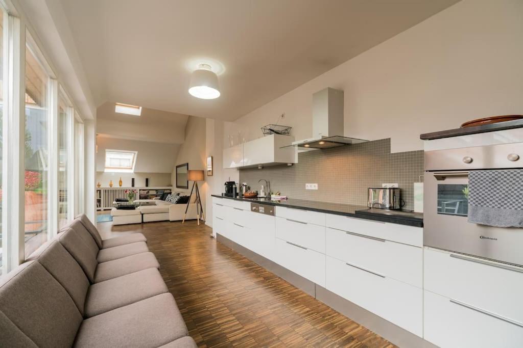 Ruhige Dachwohnung Mit Terrasse Berlin Mitte - Spacious Modern Rooftop Loft In Berlin Mitte מראה חיצוני תמונה