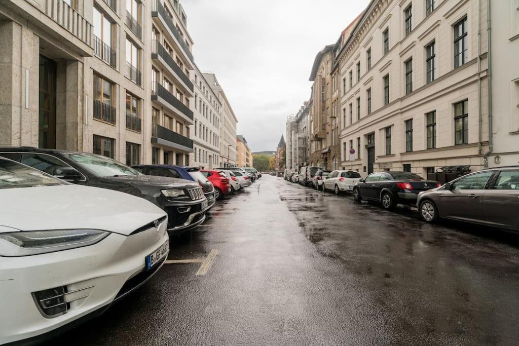 Ruhige Dachwohnung Mit Terrasse Berlin Mitte - Spacious Modern Rooftop Loft In Berlin Mitte מראה חיצוני תמונה